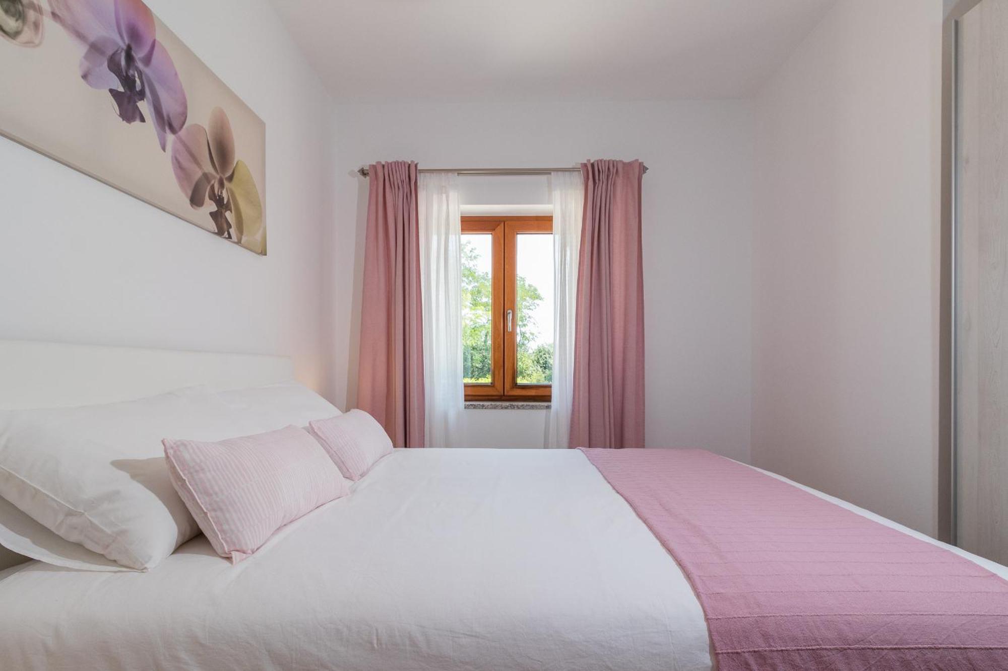 Villa Zorica Stari Pazin ภายนอก รูปภาพ