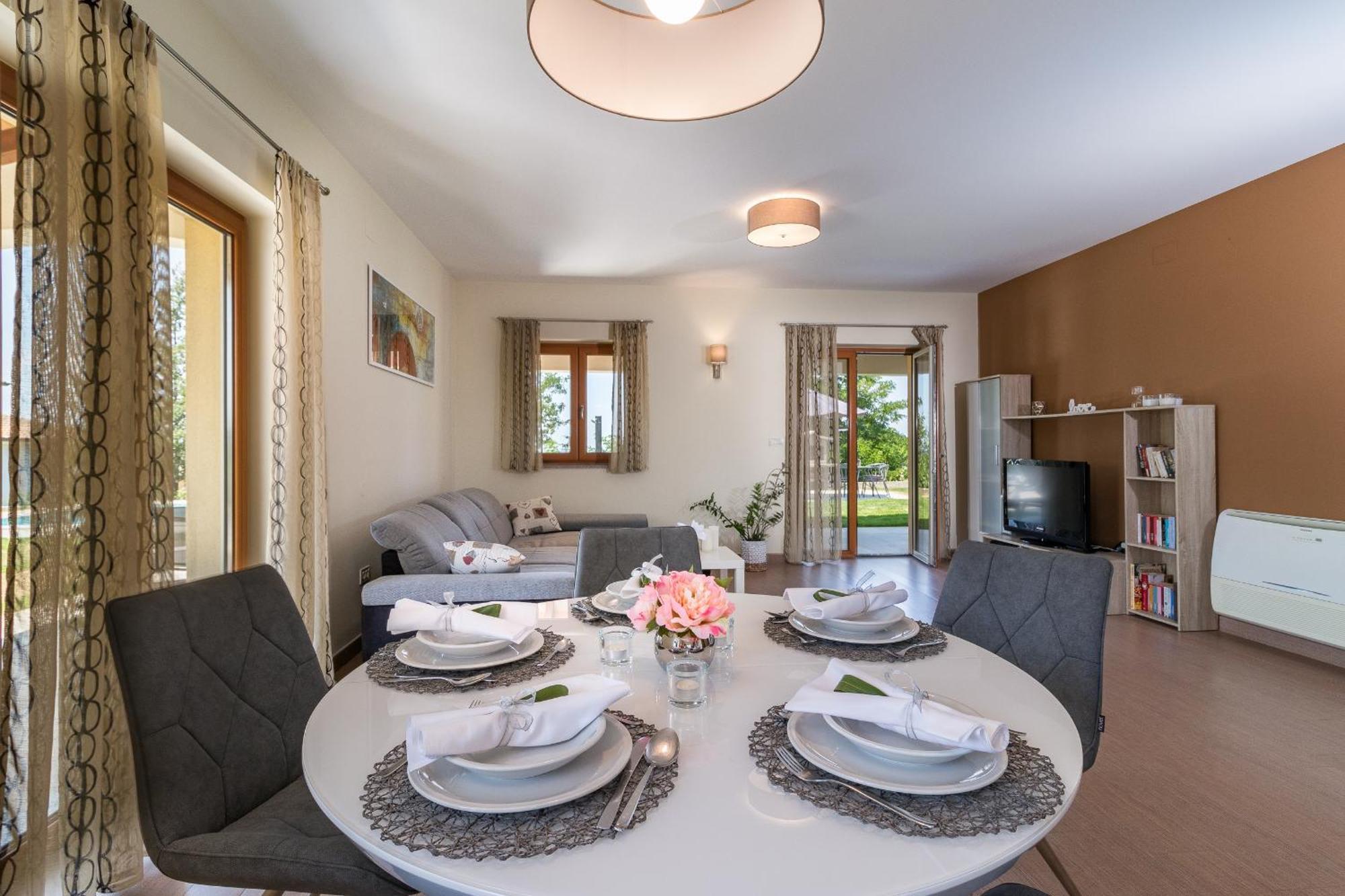 Villa Zorica Stari Pazin ภายนอก รูปภาพ